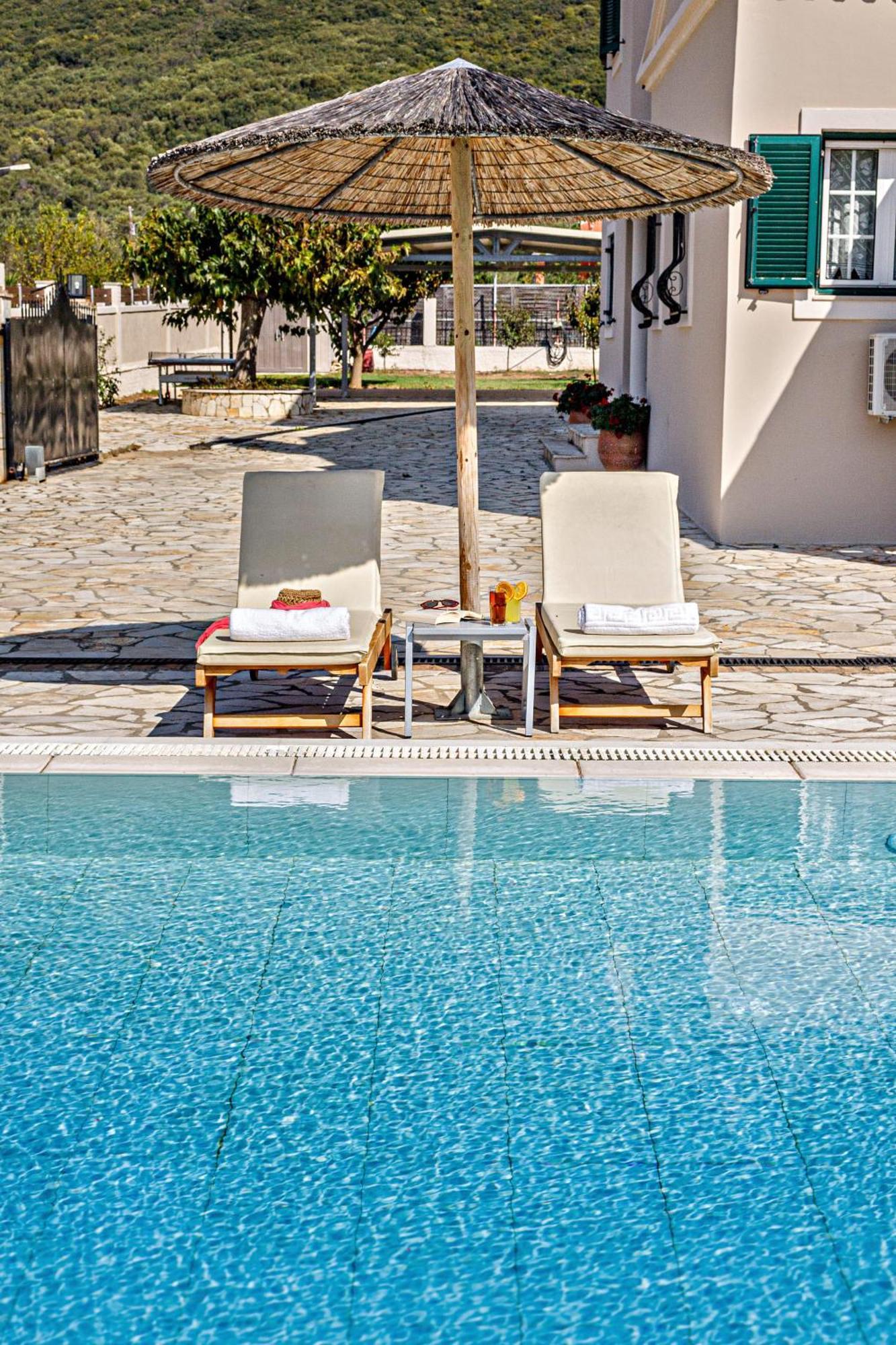 Skidi Beach House Ágios Matthaíos Esterno foto